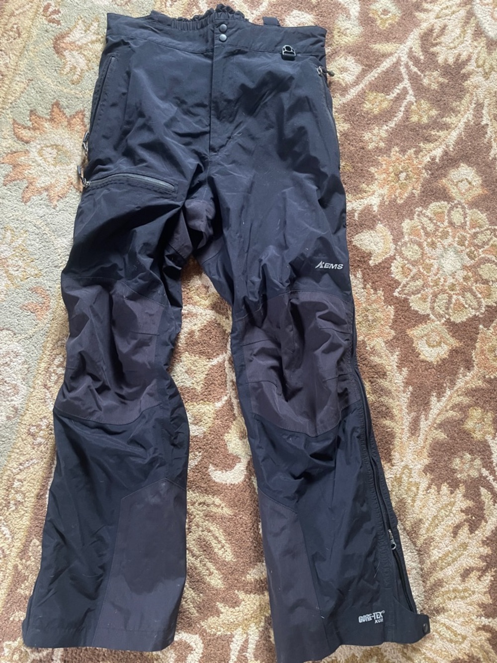 EMS Eastern Mountain Sports Gore-Tex Black Snow Hiking Pants L Nice Condition